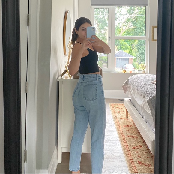 Gap Light Wash Mom Jeans - Picture 2 of 6